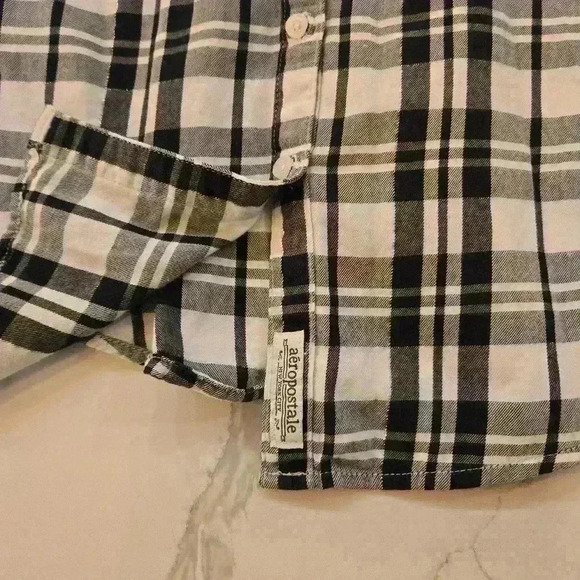 Aeropostale Womens Plaid Long Sleeve Button Down Shirt Black White Size Medium - Picture 5 of 7